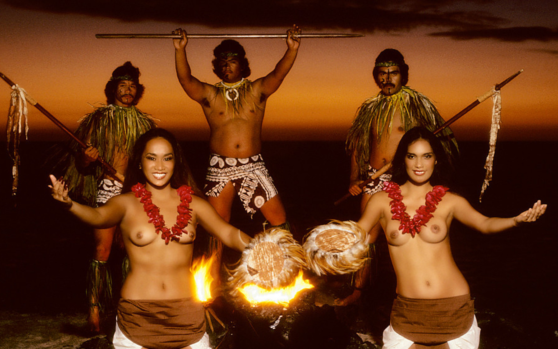Classics - Girls of Hawaii